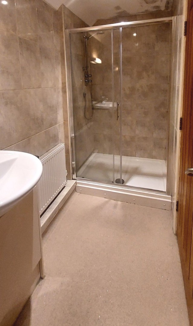 shower room 3